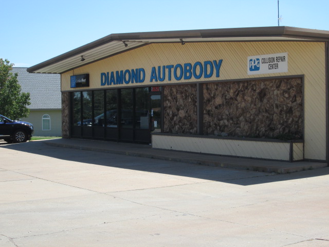 Body Shops In Stillwater Ok www.diamondautobodyok.com