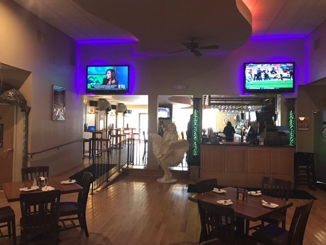 Marilyn S Pub Restaurant Lounge Photo Gallery Bristol Ct