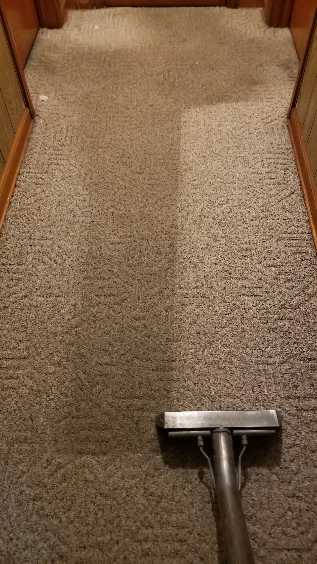 Howell's Flooring and More Floors Crystal Lake, IL