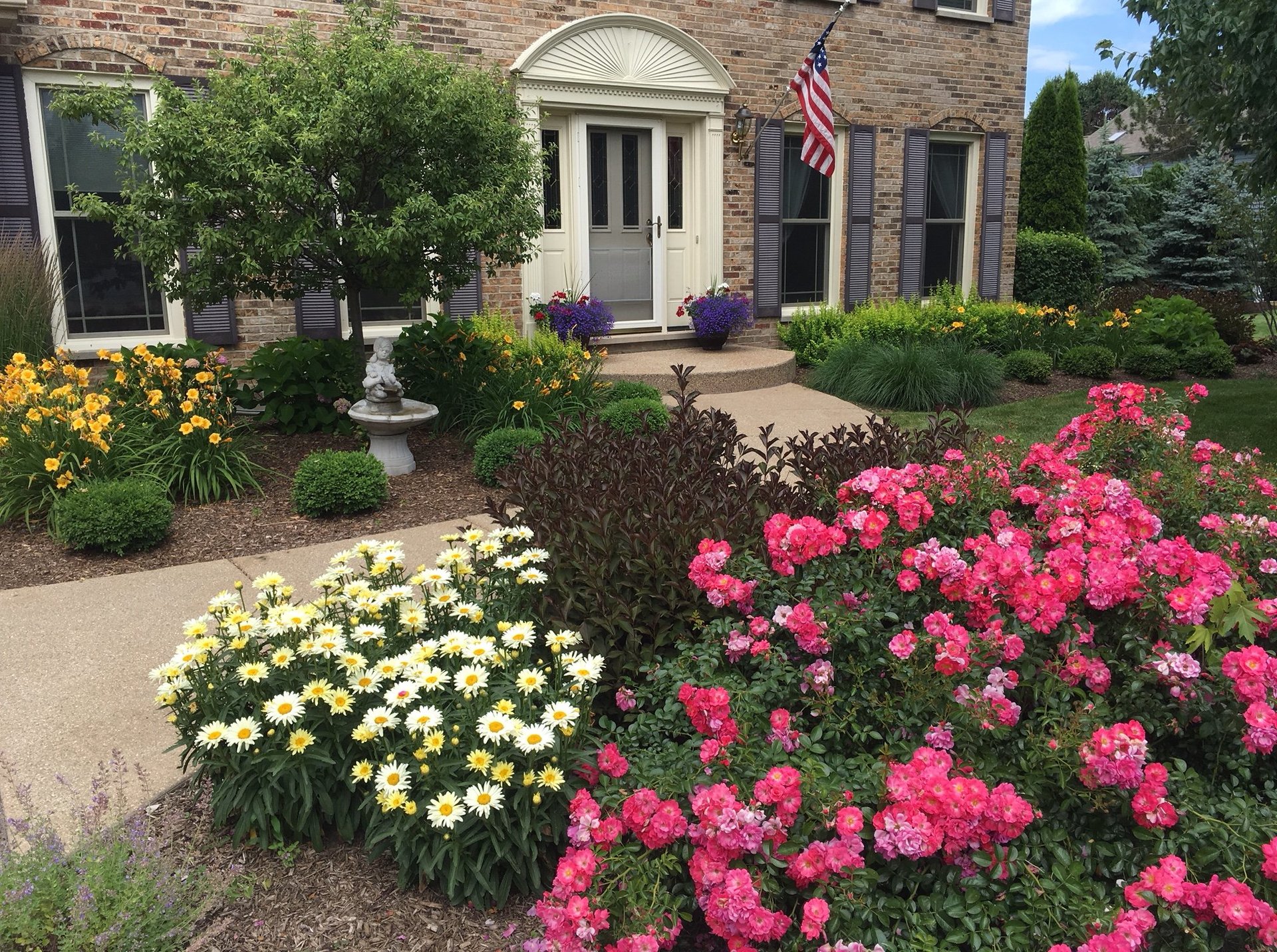 Suburban Lawn Landscaping Elburn, IL
