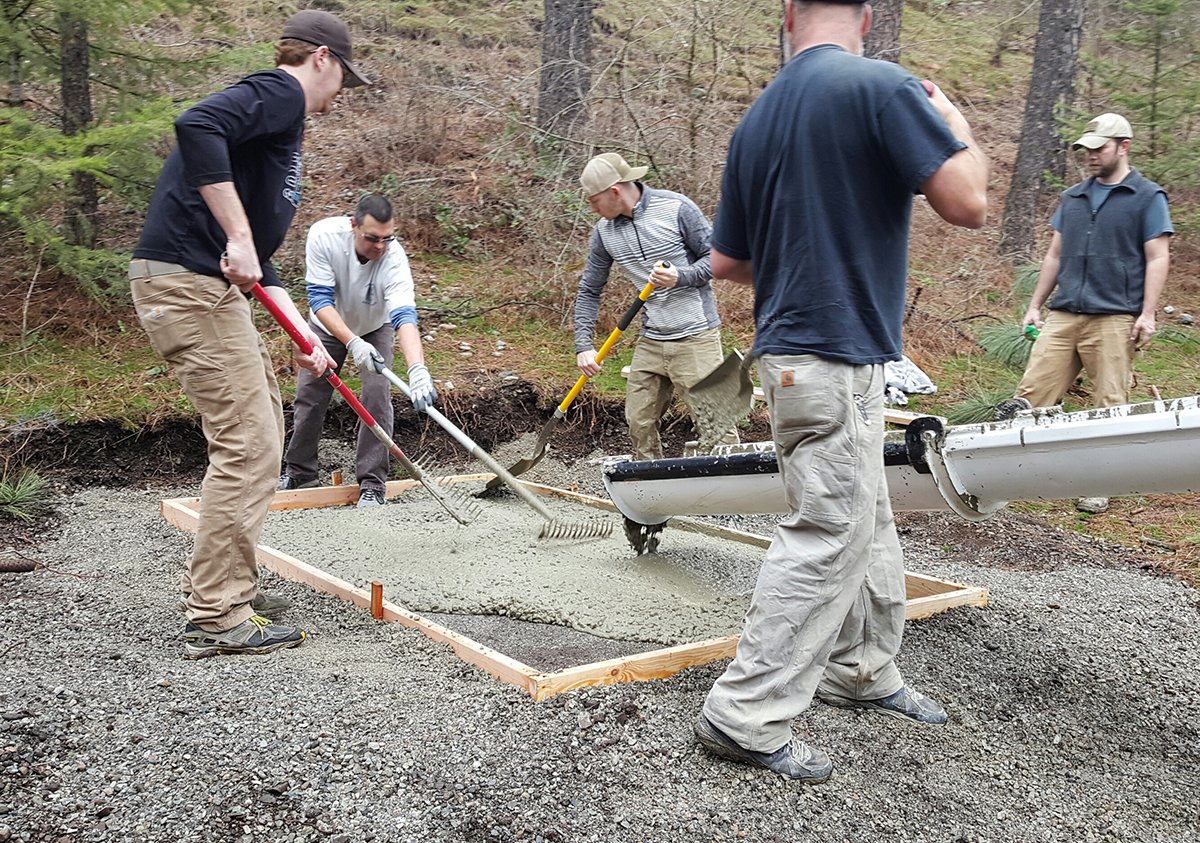 Men building the disc golf course
