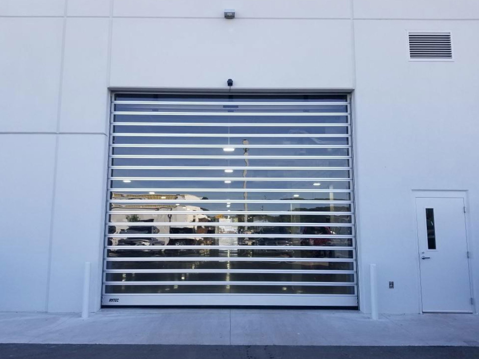 Commercial Garage Doors Service Tampa, Clearwater & St Petersburg FL