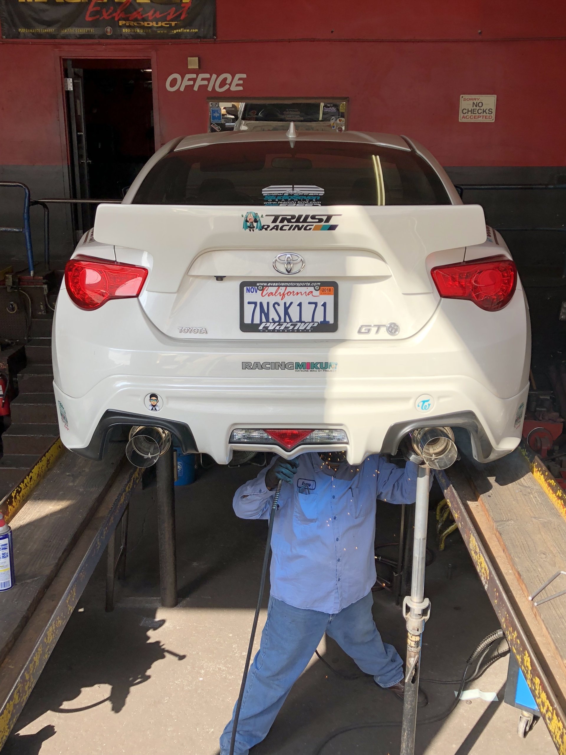 Mike's Muffler Photo Gallery El Monte, CA