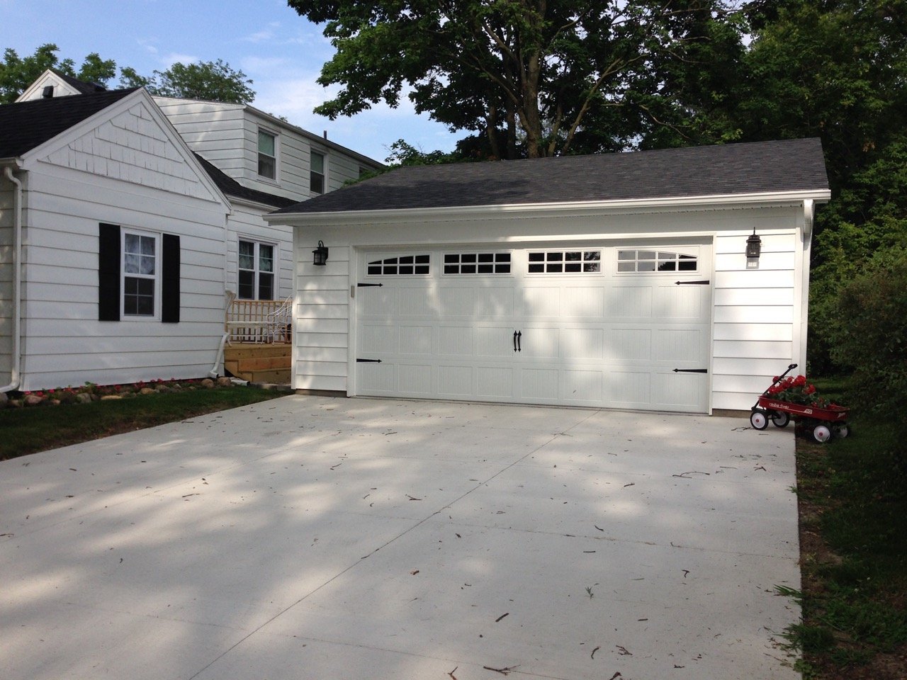 Garage Gallery, Cedar Rapids, Des Moines, Iowa City, Ames, Dubuque.