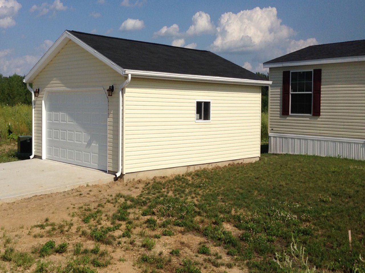 Garage Sales In Cedar Rapids Iowa www.thegarageguys.com