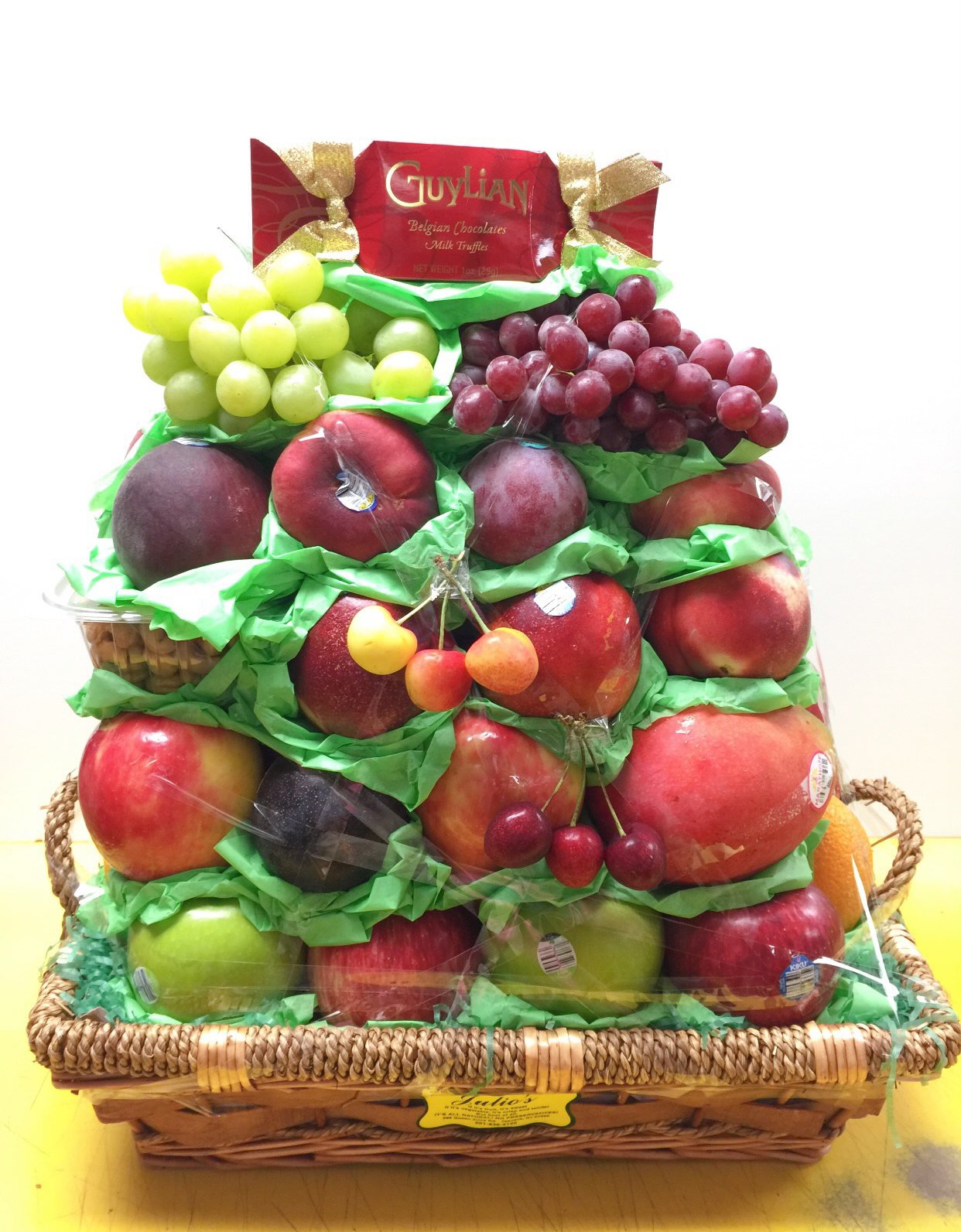 Julio's Fruit Boutique Fruit Platters Teaneck, NJ