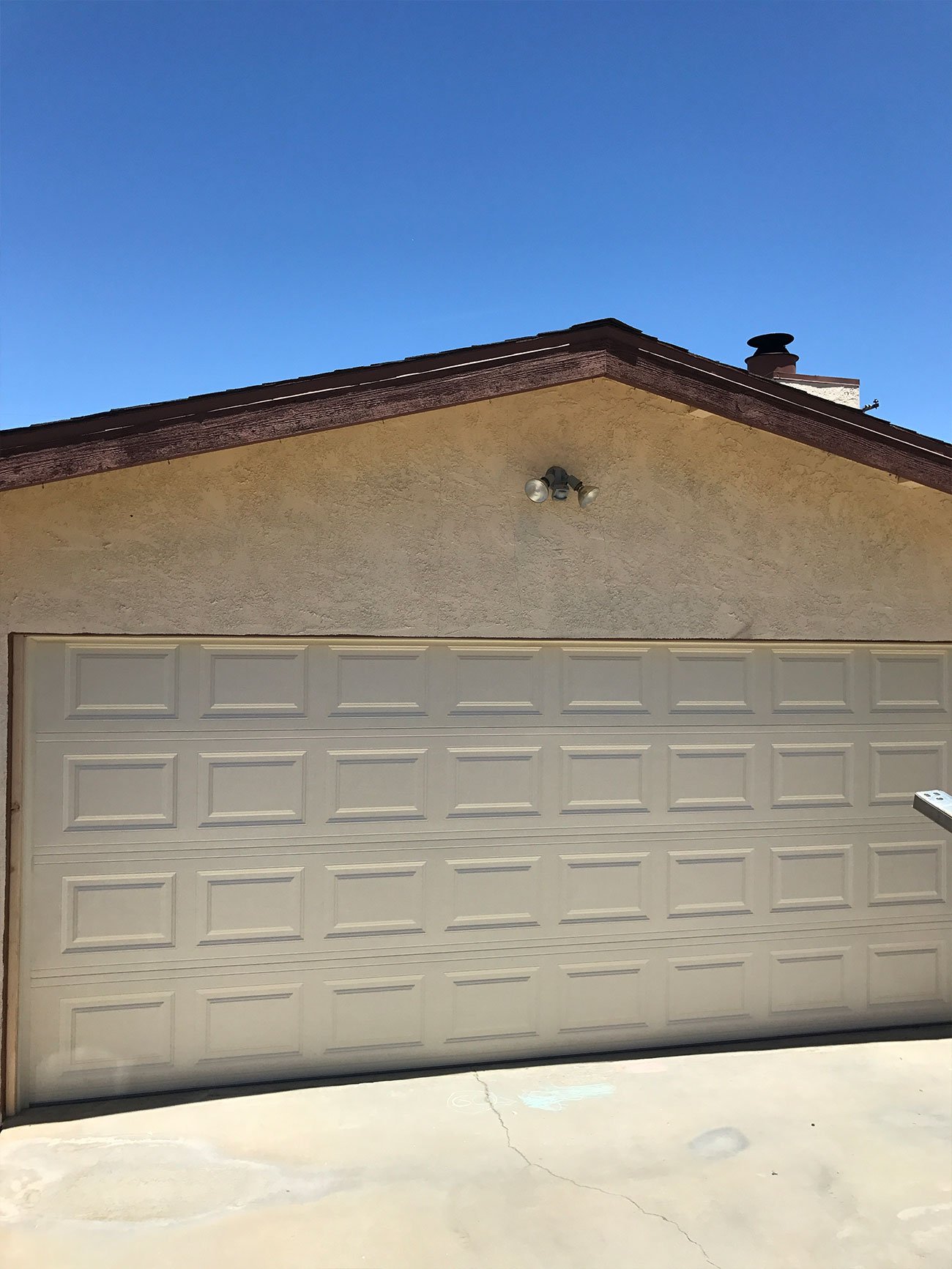 A 1-Stop Garage Door Company Photo Gallery | Palmdale, CA