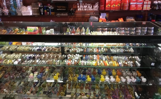 tobacco and vape Vaping vs Cigarettes